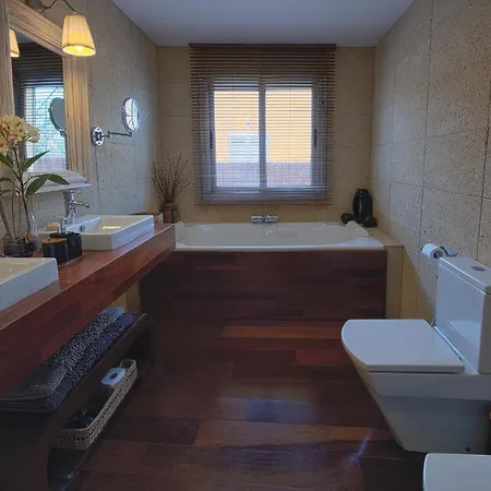 Villa Aura *